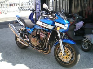 カワサキ　ZRX1200