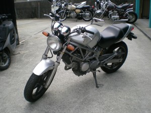 ホンダ　VTR250