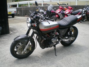 カワサキ　Z400FX