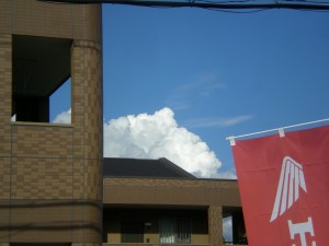 積乱雲と青い空