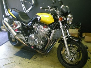 ホンダ　CB1300SF(SC40)