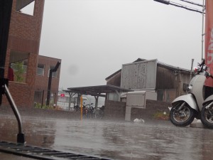 豪雨