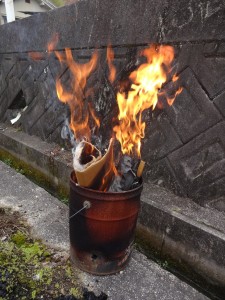 朝から野焼き