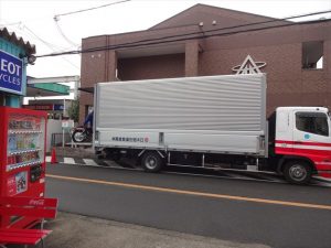 競りで購入した車両が到着した