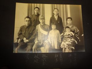 出征記念の家族写真