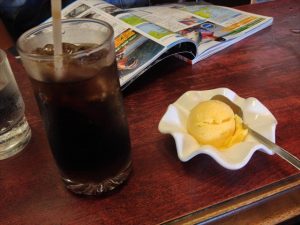 コーラとオレンジシャーベット