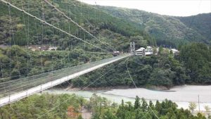 谷瀬の吊り橋