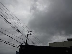 どんより曇り空