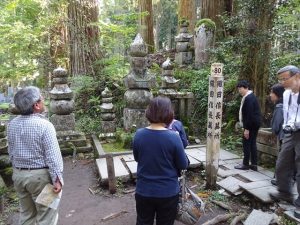 織田信長公の墓所