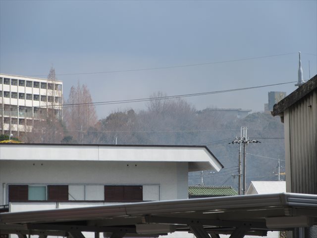 霞んで見える景色